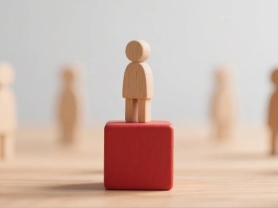 深圳制造业人力资源管理咨询公司怎么选？东方大成实战案例分享